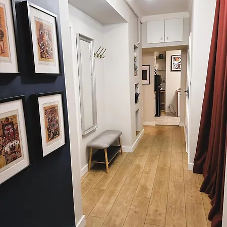 Daire Plac Zbawiciela By Global Varşova