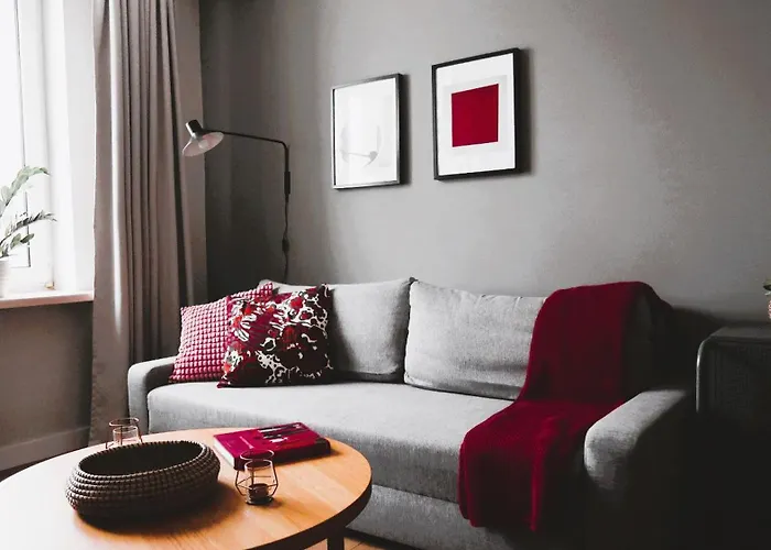 Plac Zbawiciela By Global * Varsavia