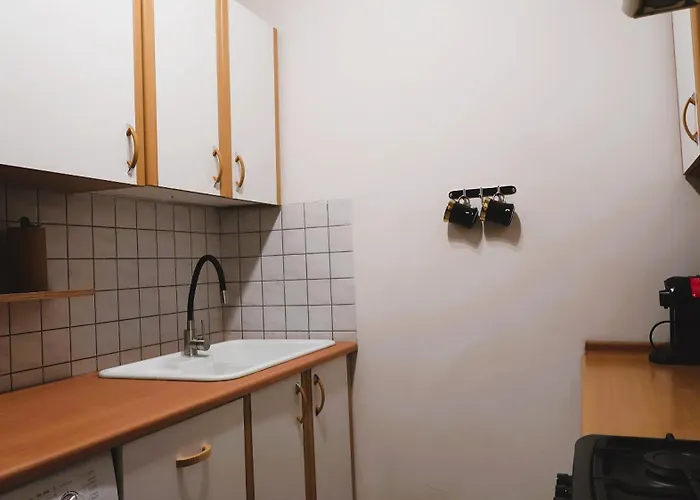 Plac Zbawiciela By Global Varsavia