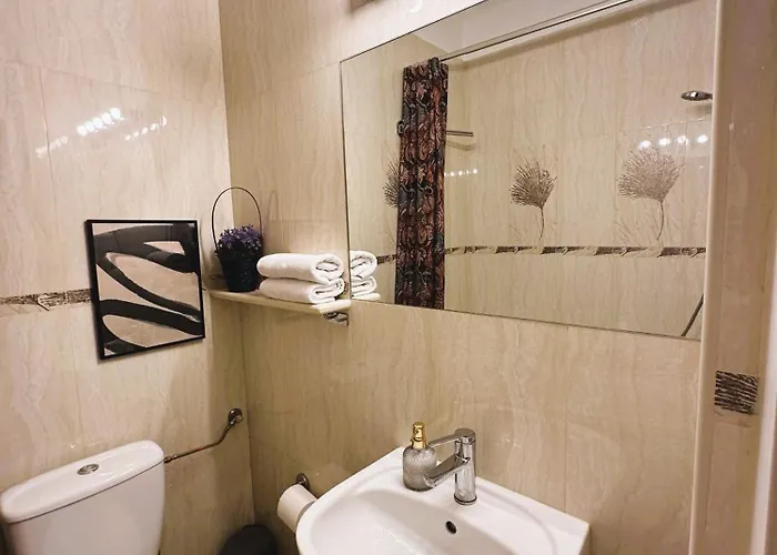 Plac Zbawiciela By Global Warszawa